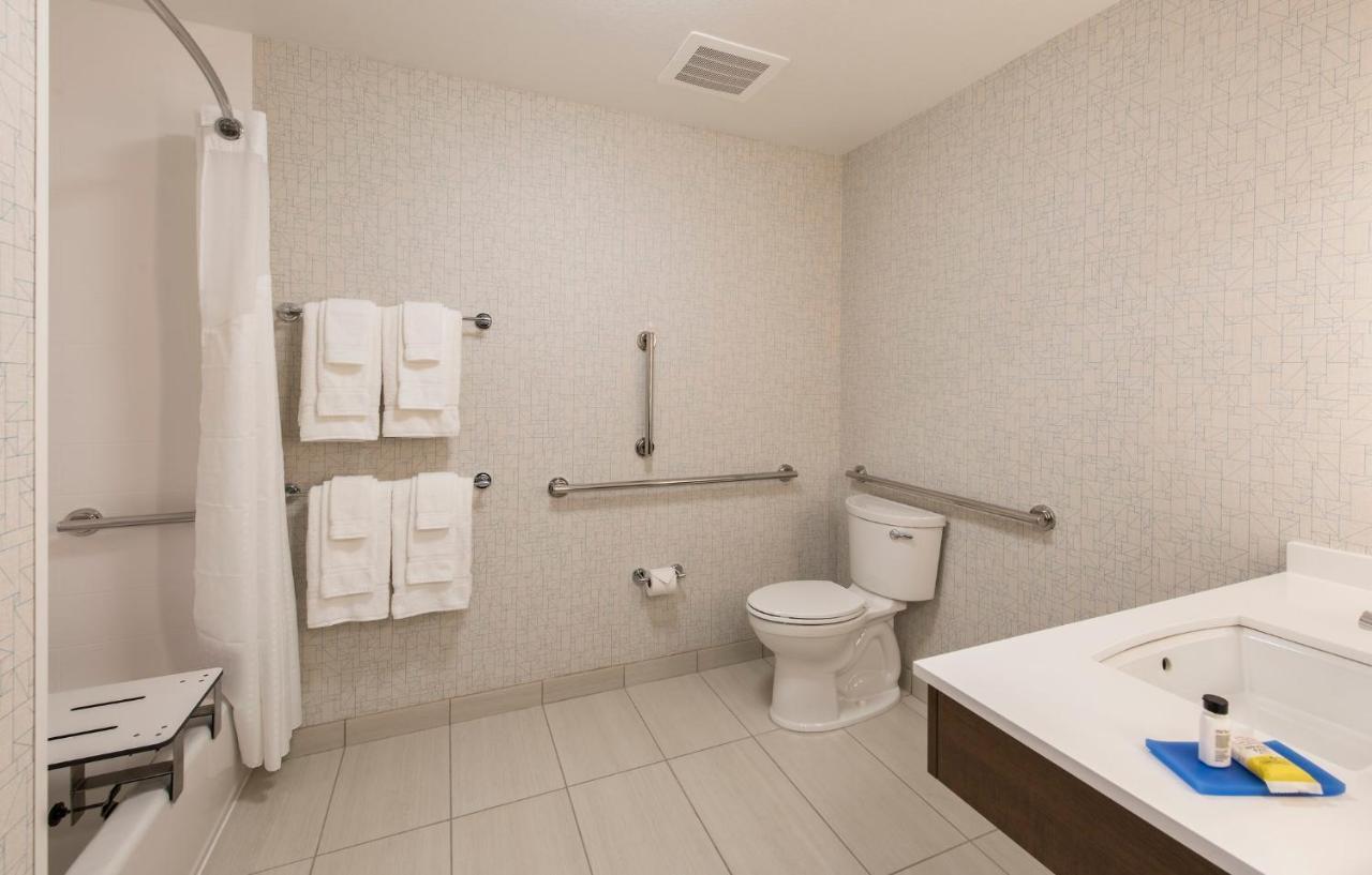 Holiday Inn Express & Suites - Phoenix North - Happy Valley By Ihg Extérieur photo